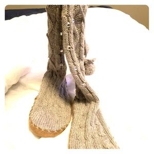 Brand New PINK Victoria Secret Slippers Medium 7/8